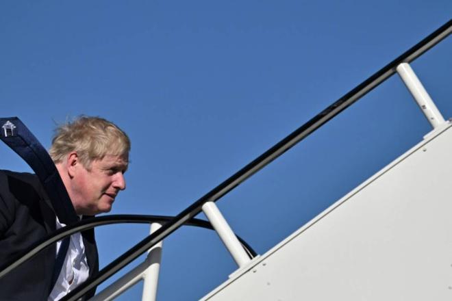 Royaume-Uni : les députés ouvrent une enquête à l'encontre de Boris Johnson dans l'affaire du "Partygate"