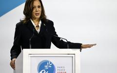 États-Unis: la vice-présidente Kamala Harris testée positive au Covid-19