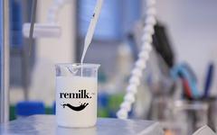 Remilk (Israël) va ouvrir un site de production de lait sans vache au Danemark.