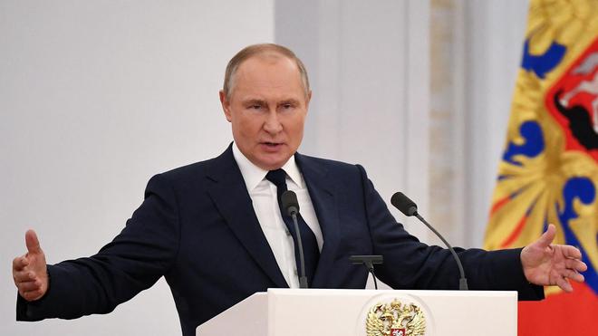 Ukraine : menaces de Vladimir Poutine, gaz russe suspendu, sanctions... Le point sur la situation