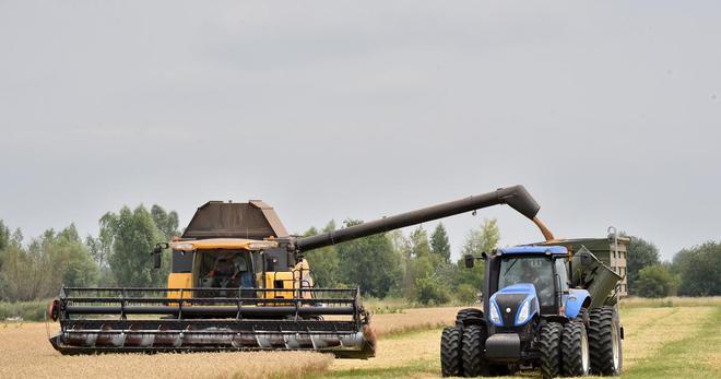 En Ukraine, les forces russes font main basse sur la production et le matériel agricoles