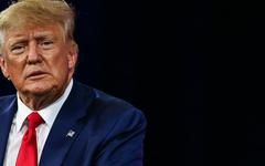 États-Unis: Donald Trump débouté par un tribunal de sa plainte contre Twitter