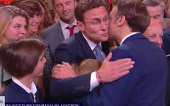 PHOTO – Investiture d’Emmanuel Macron : cette embrassade complice avec son frère Laurent