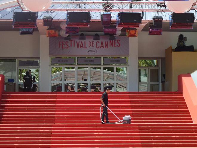 Gaspillage alimentaire, yachts et jets privés polluants : l’envers du décor du Festival de Cannes