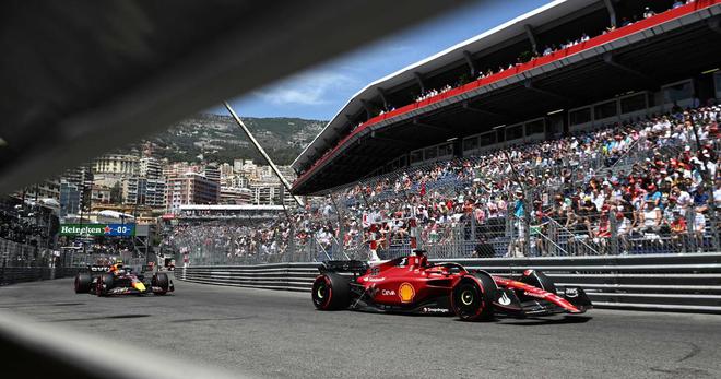 Formule 1 : Leclerc signe la pole à Monaco, doublé Ferrari sur la grille