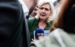 Elections législatives 2022 : Marine Le Pen invitée de France 2, Gérald Darmanin et Amélie Oudéa-Castéra auditionnés par le Sénat