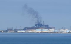 Une étude documente la “violence ordinaire” de la pollution industrielle autour de Fos