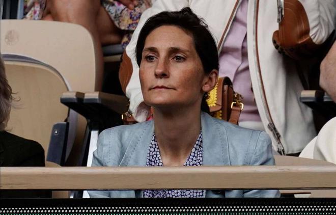 Covid-19 : La ministre des Sports Amélie Oudéa-Castera testée positive