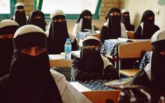 Dans le nord de l’Afghanistan, des talibans laissent les filles étudier