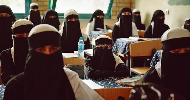 Dans le nord de l’Afghanistan, des talibans laissent les filles étudier