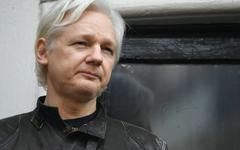 Royaume-Uni: Julian Assange fait appel de la décision de son extradition vers les États-Unis
