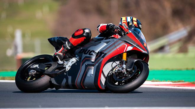 Ducati V21L : le prototype italien de MotoE en détail !