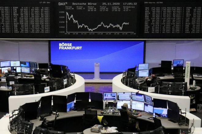 L'Europe finit en ordre dispersé, Wall Street hésite avant Thanksgiving