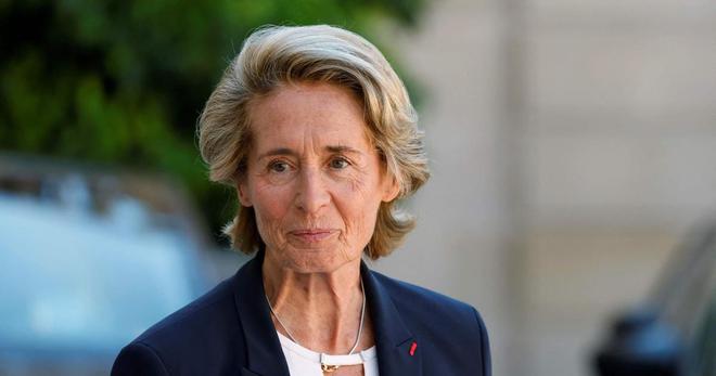 La ministre Caroline Cayeux, accusée d'homophobie par la gauche, maintient ses propos et dénonce un «mauvais procès»