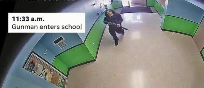 Texas - Les médias US diffusent la vidéo choc du massacre de l'école d'Ulvade où la police a attendu 80 minutes avant d'intervenir alors que le tireur faisait 21 morts ! - Vidéo