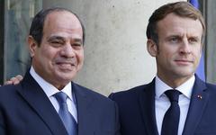 Le président égyptien Abdel Fattah al-Sissi reçu par Emmanuel Macron à l'Élysée