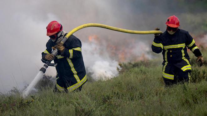 Incendies en Ardèche : près de 950 hectares ravagés par les flammes, la piste criminelle privilégiée