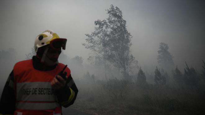 Alpes-de-Haute-Provence : des incendies reprennent, 900 hectares brûlés