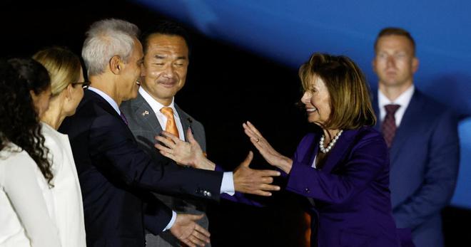 Nancy Pelosi a atterri au Japon, étape finale de sa tournée asiatique