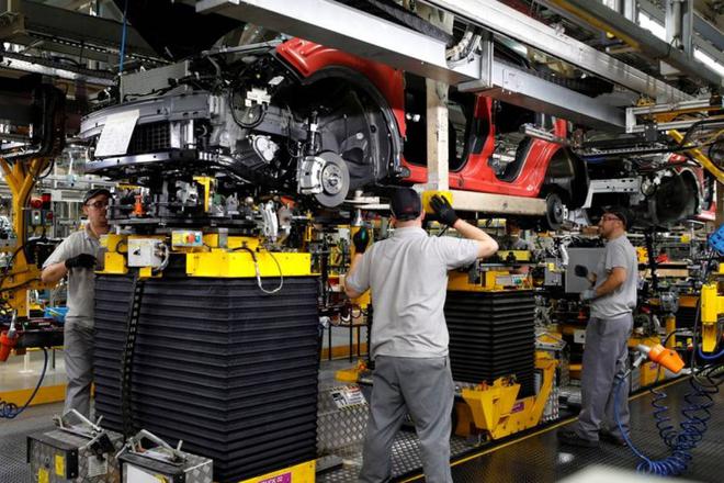 GB: La production automobile en recul de 18% en octobre
