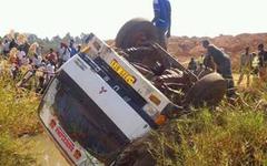 Mai-Ndombe : Deux véhicules se sont renversés au village LIMETE et 12 morts sont signalés