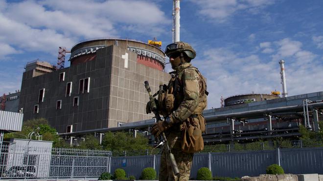 EN DIRECT - L'opérateur nucléaire ukrainien dénonce une cyberattaque russe "sans précédent"