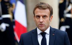 La cérémonie du 78e anniversaire de la libération de Bormes-les-Mimosas, à laquelle Emmanuel Macron devait assister aujourd’hui, a été reportée à vendredi en raison des risques d’orages et d’inondations
