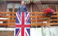 Monchel-sur-Canche : après le décès d’Elizabeth II, Garry Spencer redoute « le début de la fin » du Royaume-Uni