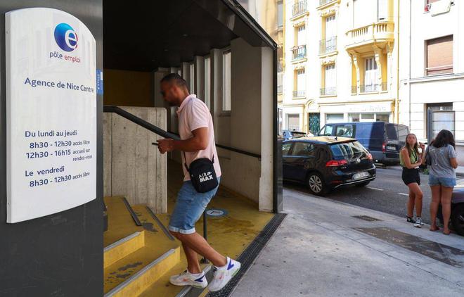 L'emploi des jeunes et des moins qualifiés encore à la traîne après le Covid-19, selon l'OCDE