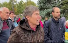 Ukraine: dans Izioum reconquise, Zelensky promet "la victoire" sur les Russes