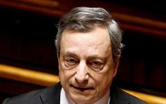 Flambée des prix: Draghi annonce 14 milliards d'euros de nouvelles aides