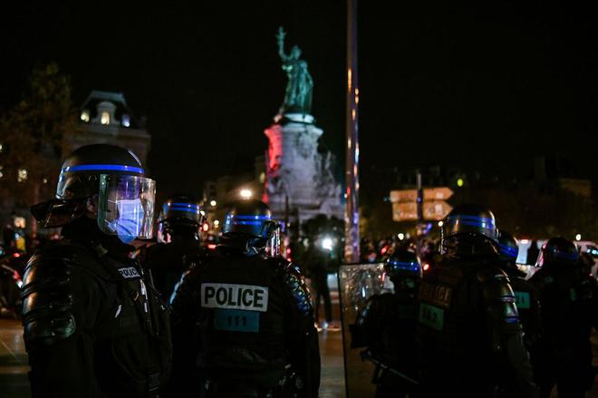 La police française est gangrenée par les fléaux du racisme et de la violence