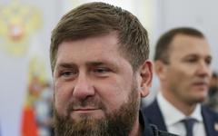 Russie: le dirigeant tchétchène Kadyrov dit envoyer trois de ses fils adolescents sur le front en Ukraine