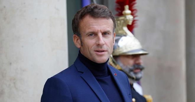 Emmanuel Macron invite à dîner des grandes figures de la police