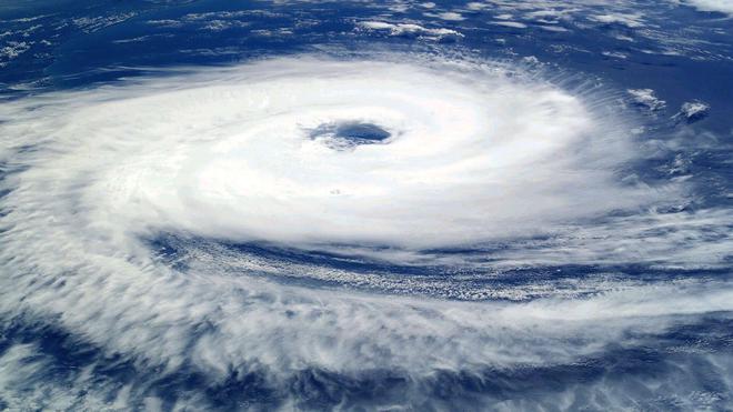 Est-ce que les ouragans s'intensifient avec le réchauffement climatique ?