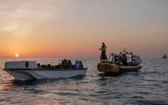 Migrants naufragés: la France ne «doute pas» que l'Italie accueillera l'Ocean Viking
