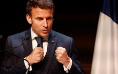 Emmanuel Macron promeut un "Grand Port" allant de Marseille à Lyon