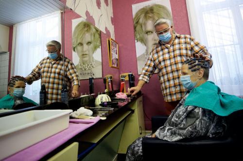 Entre joie et stress, c’était l’heure de la reprise chez les coiffeurs du Calaisis
