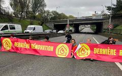 COP27 : des militants de Dernière Rénovation bloquent brièvement le périphérique parisien