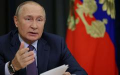 Guerre en Ukraine : Vladimir Poutine permet désormais aux criminels russes d’être mobilisés