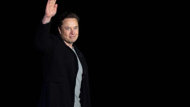 Elon Musk quitte la direction de Twitter, après avoir fait un sondage pour savoir s’il devait rester