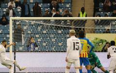 Supercoupe d'Espagne : Karim Benzema ouvre le score pour le Real Madrid (vidéo)