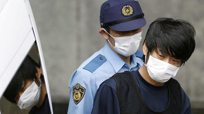 Japon : le suspect de l’assassinat de Shinzo Abe inculpé et apte à être jugé
