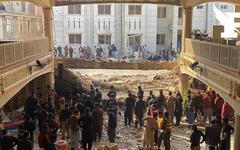 Pakistan: au moins 47 morts et 150 blessés dans l'explosion d'une mosquée