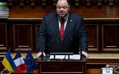 Guerre en Ukraine : le président du Parlement appelle la France à être « la première à donner des avions modernes » à Kiev
