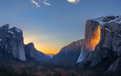 Les images exceptionnelles de la "cascade de feu", observée dans le parc national de Yosemite, en Californie