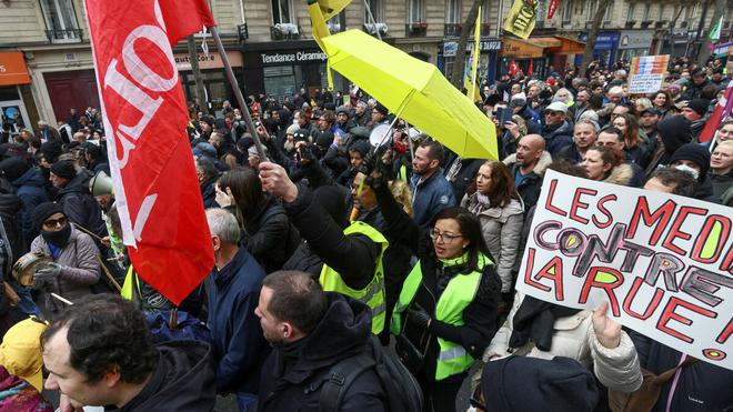 Réforme des retraites : « Plus de 2,5 millions » de manifestants selon la CGT, 963 000 pour l’Intérieur