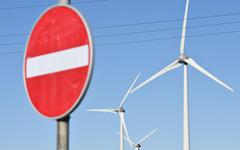 Contrat d'installation d'une éolienne : 5 clauses pénalisantes à surveiller