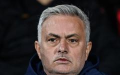 Serie A : sanction suspendue pour José Mourinho, sur le banc contre la Juve