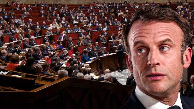 Macron doit proposer une sortie démocratique : retrait, référendum ou dissolution